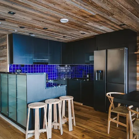 公寓 Jaenkae Townhouse *